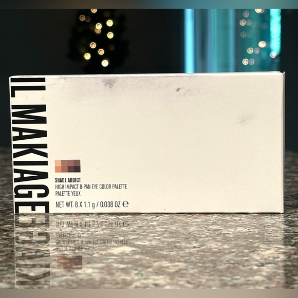 IL MAKIAGE Shade Addict High Impact 8-Pan Eye Color Palette - FULL SIZE MIRROR - Picture 5 of 5